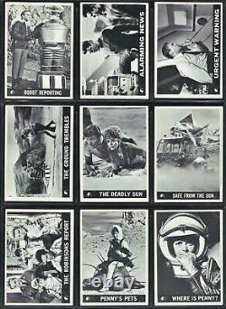 1966 Topps Lost In Space Complete Trading Card Set of 55 Cards All Original