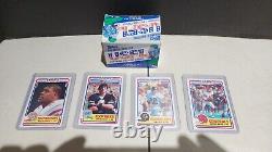 1984 Topps USFL Complete Set New in Box opened to verify all cards in set